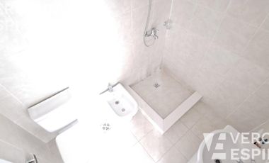 Departamento  de dos ambientes en alquiler , Moron Sur.