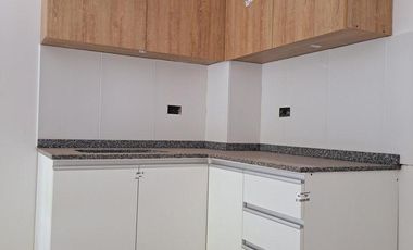 Departamento  de dos ambientes en alquiler , Moron Sur.