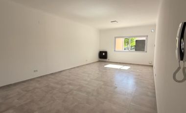 ¡Departamentos a estrenar en el corazón de Lobos, ya TERMINADOS!