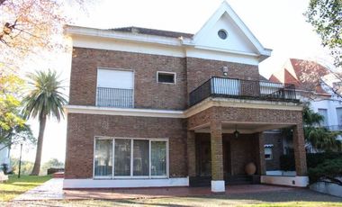 Importante Residencia en venta en La Lucila