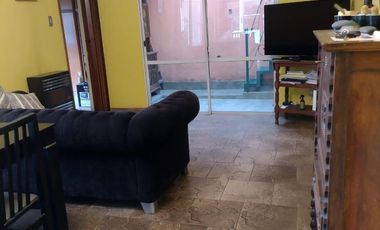 CHALET EN MUY BUEN ESTADO