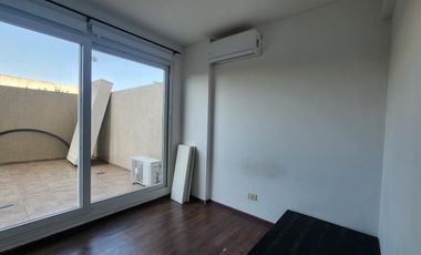 Departamento 4 ambientes en PB con jardín en venta y/o alquiler