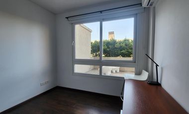 Departamento 4 ambientes en PB con jardín en venta y/o alquiler