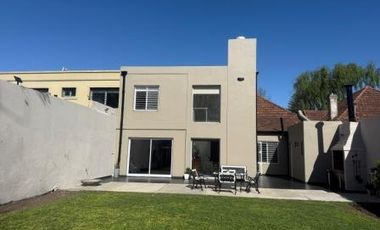 Casa - Temperley Oeste