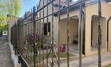 Casa - Temperley Oeste