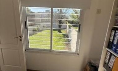 Casa - Temperley Oeste