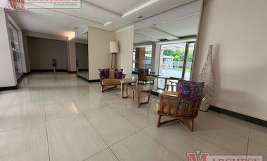 Departamento en  VENTA de cuatro ambientes