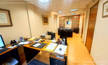 Casa en Venta preparada para Oficinas - Quilmes - Excelente ubicación! actualmente Escribanía