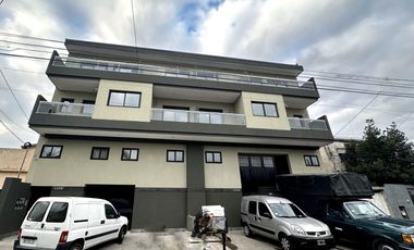 Venta de Departamento 3 ambientes con terraza y cochera en Villa Dominico