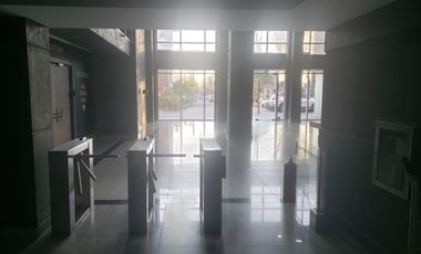 Alquiler de oficina de 140 m2 en Beccar