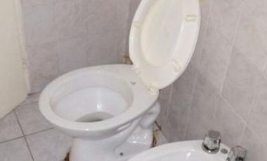 Chalet 2 dormitorios jardin y cochera para 2 autos