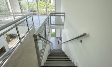 Casa en Alquiler en Barrio Los Sauces, Nordelta,  3 dor, play, 4 baños, impec, con pileta.