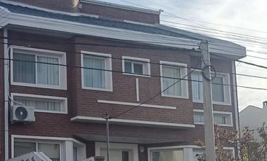 Venta - Casa - 4 dormitorios - Sargento Cabral  665  - Neuquén -