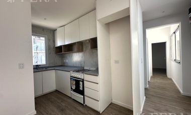 Venta departamento 3 ambientes con balcón en Wilde