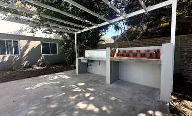 Venta departamento 3 ambientes con balcón en Wilde