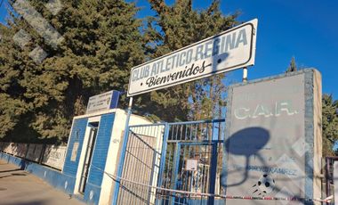 Local en  Villa Regina Cipolletti 200