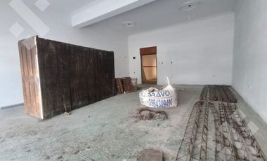 Local en  Villa Regina Cipolletti 200