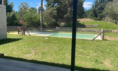 CASA, VENTA, COSTA ESMERALDA, DEPORTIVA, LOTE al 400, 5 AMBIENTES