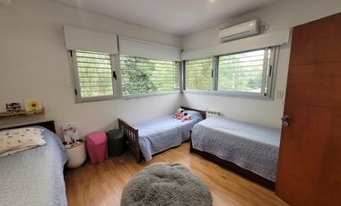 Casa en  venta en villa elisa 3 dormitorios pileta parque moderna