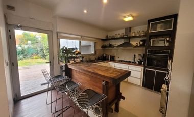 Casa en  venta en villa elisa 3 dormitorios pileta parque moderna