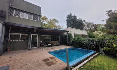 Casa en  venta en villa elisa 3 dormitorios pileta parque moderna
