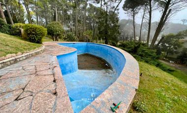 Casa en  Venta Carilo con pileta