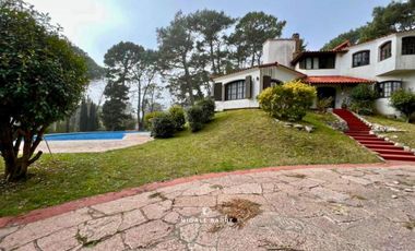 Casa en  Venta Carilo con pileta