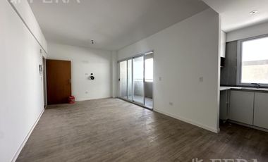 Venta departamento 3 ambientes con balcón  en Wilde