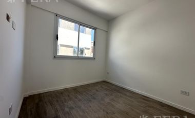 Venta departamento 3 ambientes con balcón  en Wilde