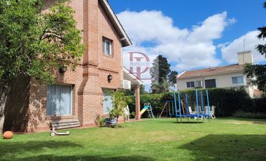 Casa en Los Abedules - Zona Norte