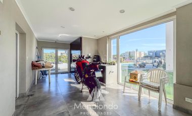 Casa 5 amb con piscina y cochera triple en Barrio Privado Tierras del Mar