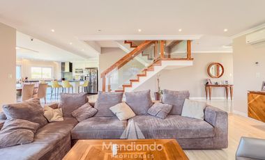 Casa 5 amb con piscina y cochera triple en Barrio Privado Tierras del Mar