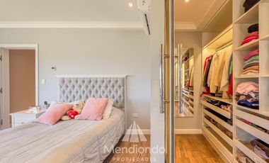 Casa 5 amb con piscina y cochera triple en Barrio Privado Tierras del Mar