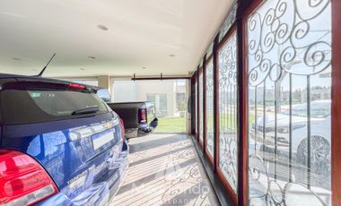Casa 5 amb con piscina y cochera triple en Barrio Privado Tierras del Mar