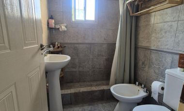 Casa en Venta 4 ambientes en Del Viso con Jardín, Pielta y Cochera