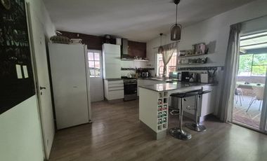 Casa en Venta 4 ambientes en Del Viso con Jardín, Pielta y Cochera