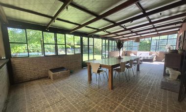 Casa en Venta 4 ambientes en Del Viso con Jardín, Pielta y Cochera