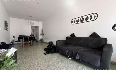 Venta de Departamento 3 ambientes con patio en Wilde