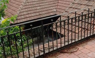 PRECIOSO CHALET EN EL BARRIO INGLES - Temperley Oeste