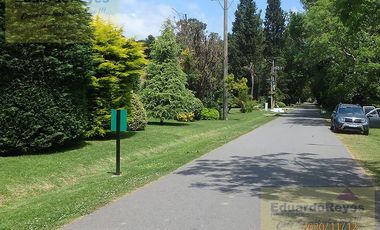 ESPECTACULAR!! CHALET DE ESTILO 1600 M²  VISTA AL GOLF