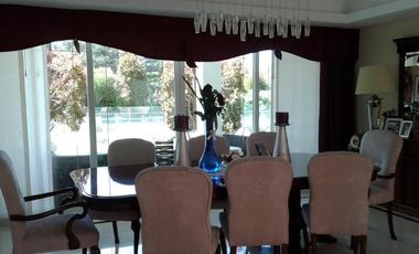 ESPECTACULAR!! CHALET DE ESTILO 1600 M²  VISTA AL GOLF