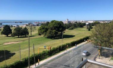 Piso frente al Golf – Vistas panorámicas a Playa Grande y Mar del Plata