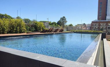 Piso frente al Golf – Vistas panorámicas a Playa Grande y Mar del Plata