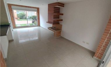 Chia centro, 126 M2, terraza, Villas de Moraria