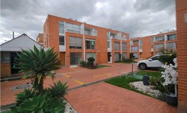 Chia centro, 126 M2, terraza, Villas de Moraria