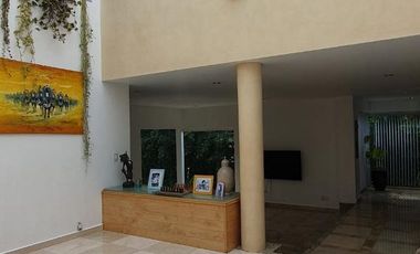 Casa en Condominio en RENTA VENTA en Calz Aguilas, Lomas de Axomiatla