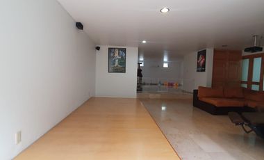 Casa en Condominio en RENTA VENTA en Calz Aguilas, Lomas de Axomiatla