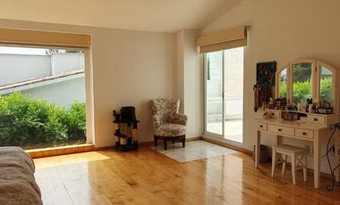 Casa en Condominio en RENTA VENTA en Calz Aguilas, Lomas de Axomiatla