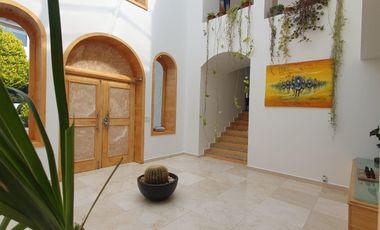 Casa en Condominio en RENTA VENTA en Calz Aguilas, Lomas de Axomiatla