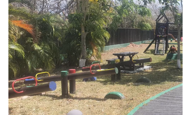 ALQUILER DE CASA CERCA DE PLAYA EN CORONADO DE 2 NIVELES LINEA BLANCA